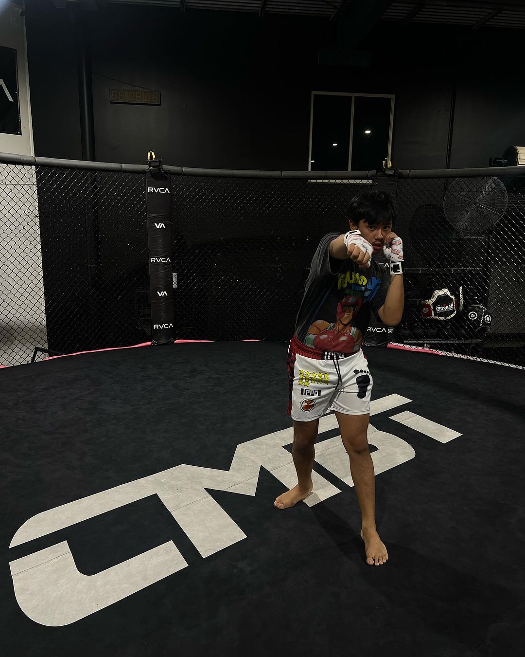 Roki Overtime gear worn by @suki.the.fighter