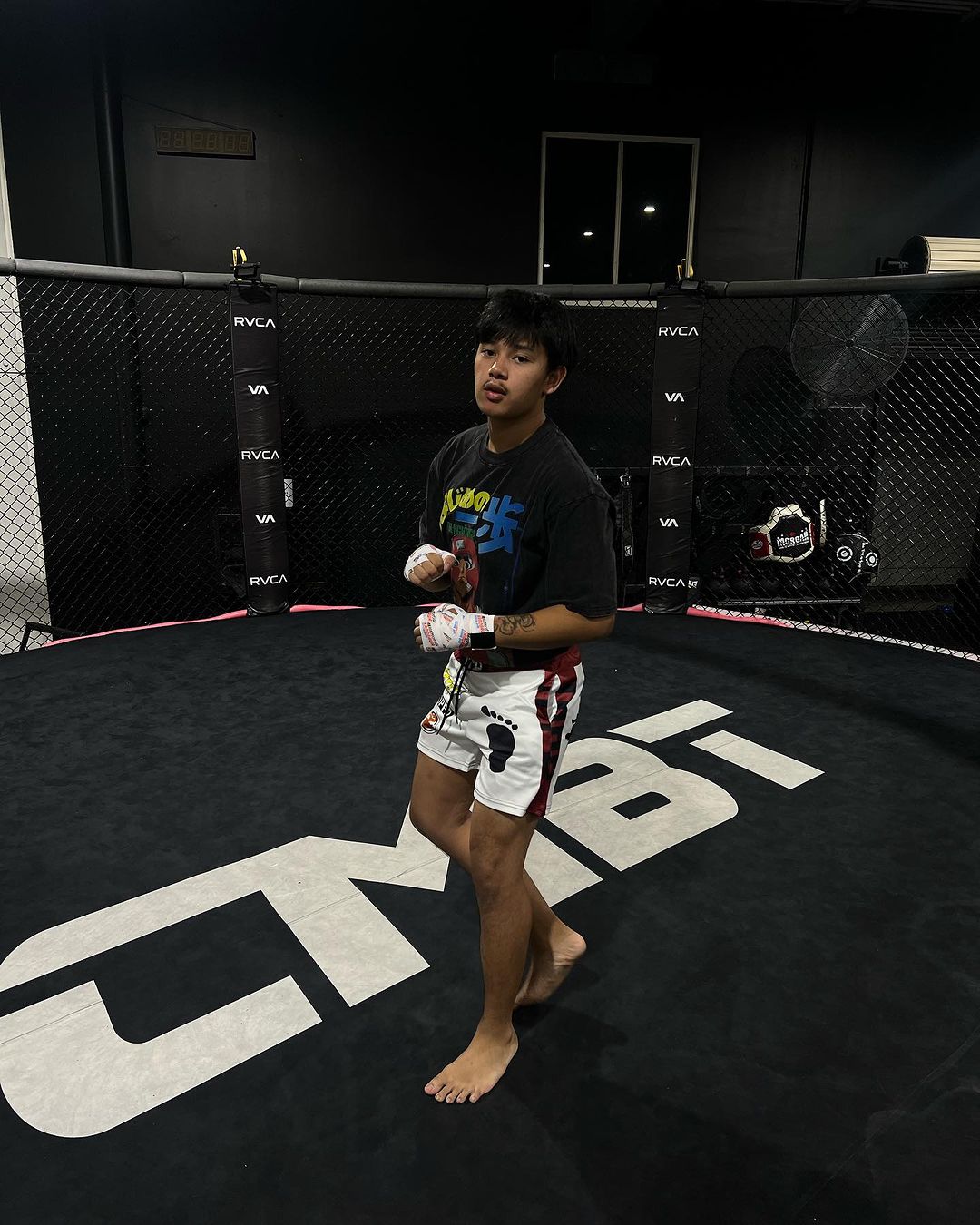 Roki Overtime gear worn by @suki.the.fighter